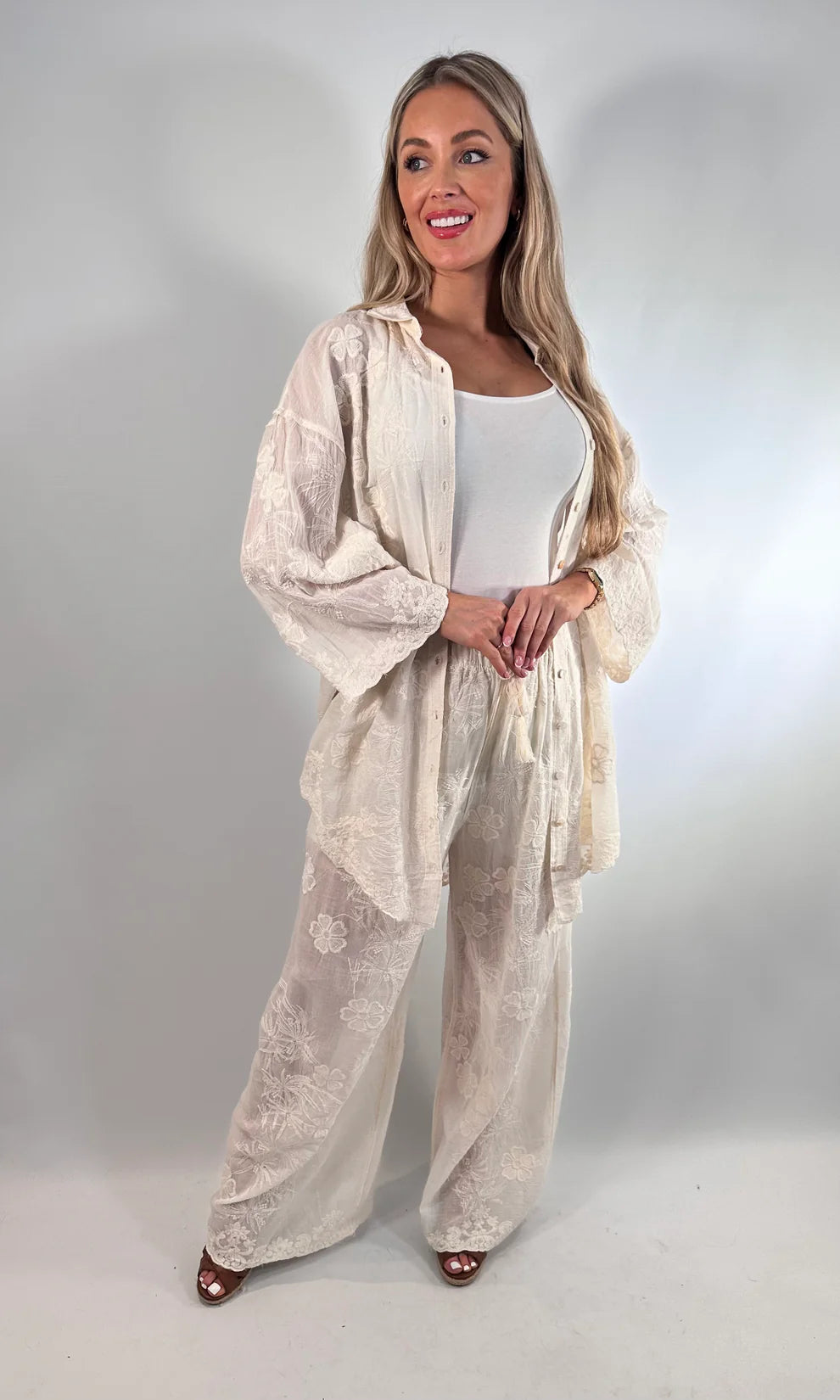 Women's Embroidered Daisy Co-ord 2 Piece Trouser Set