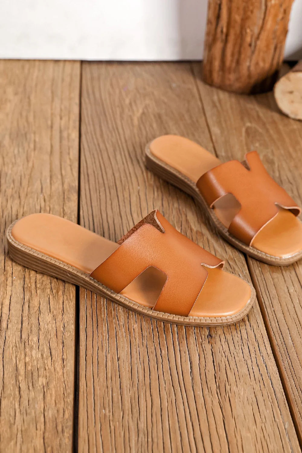 Women's H Sandal Flip Flop In Camel