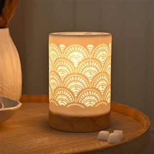 Hestia White Lace Aroma Wax / Oil Lamp 17cm