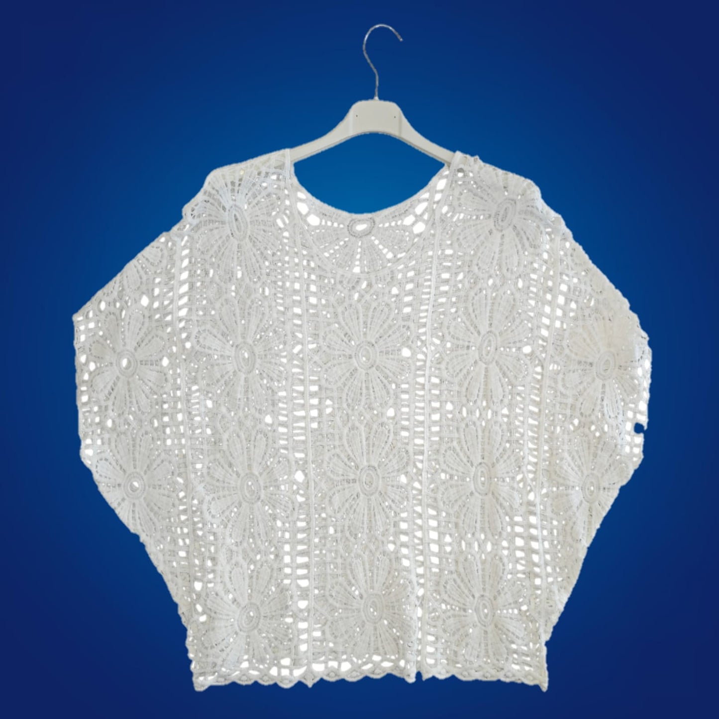 Womens Crochet Top Flower In Cream Or White