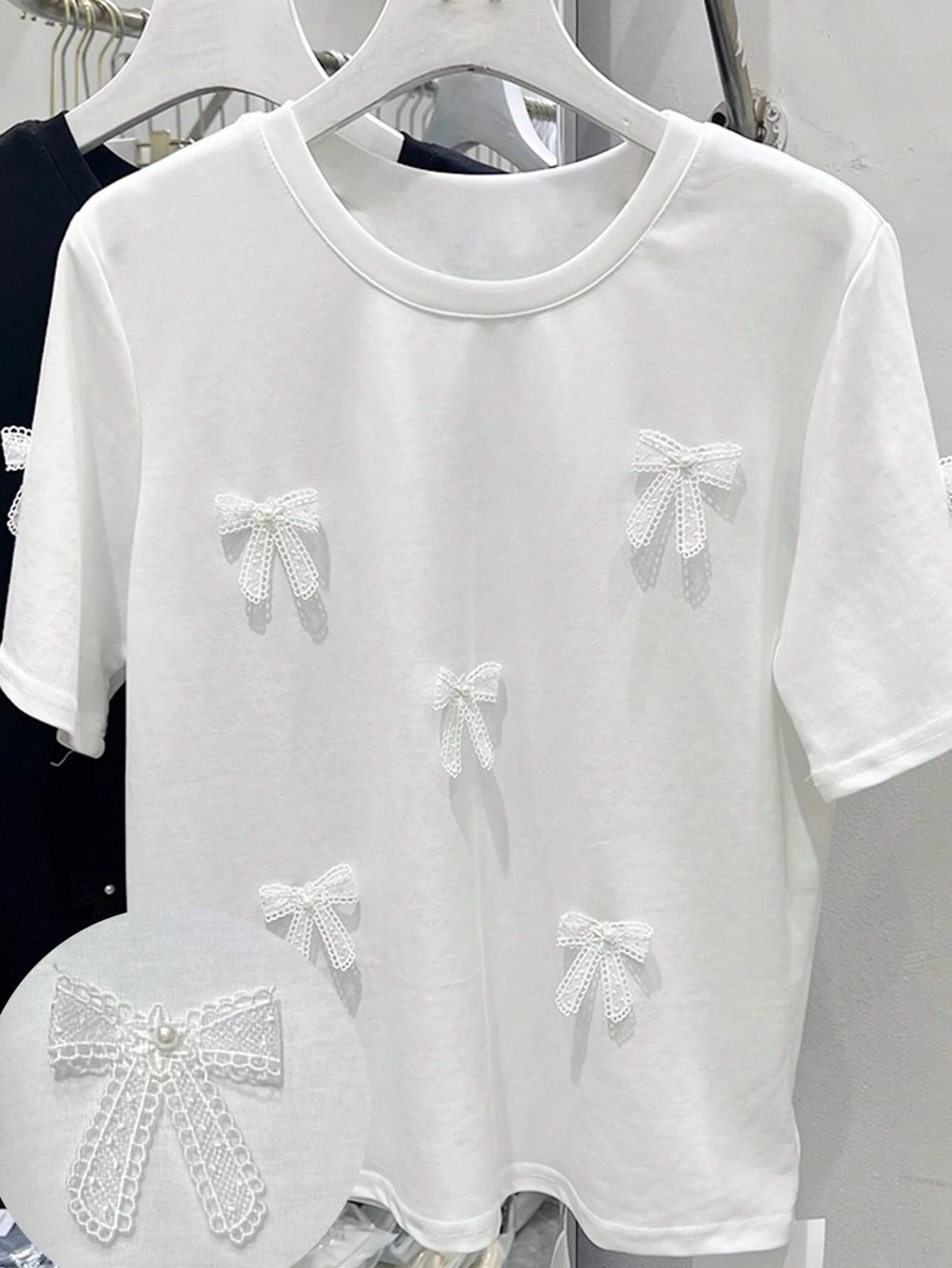 Womens T-Shirt With 3D Bows White Or Black