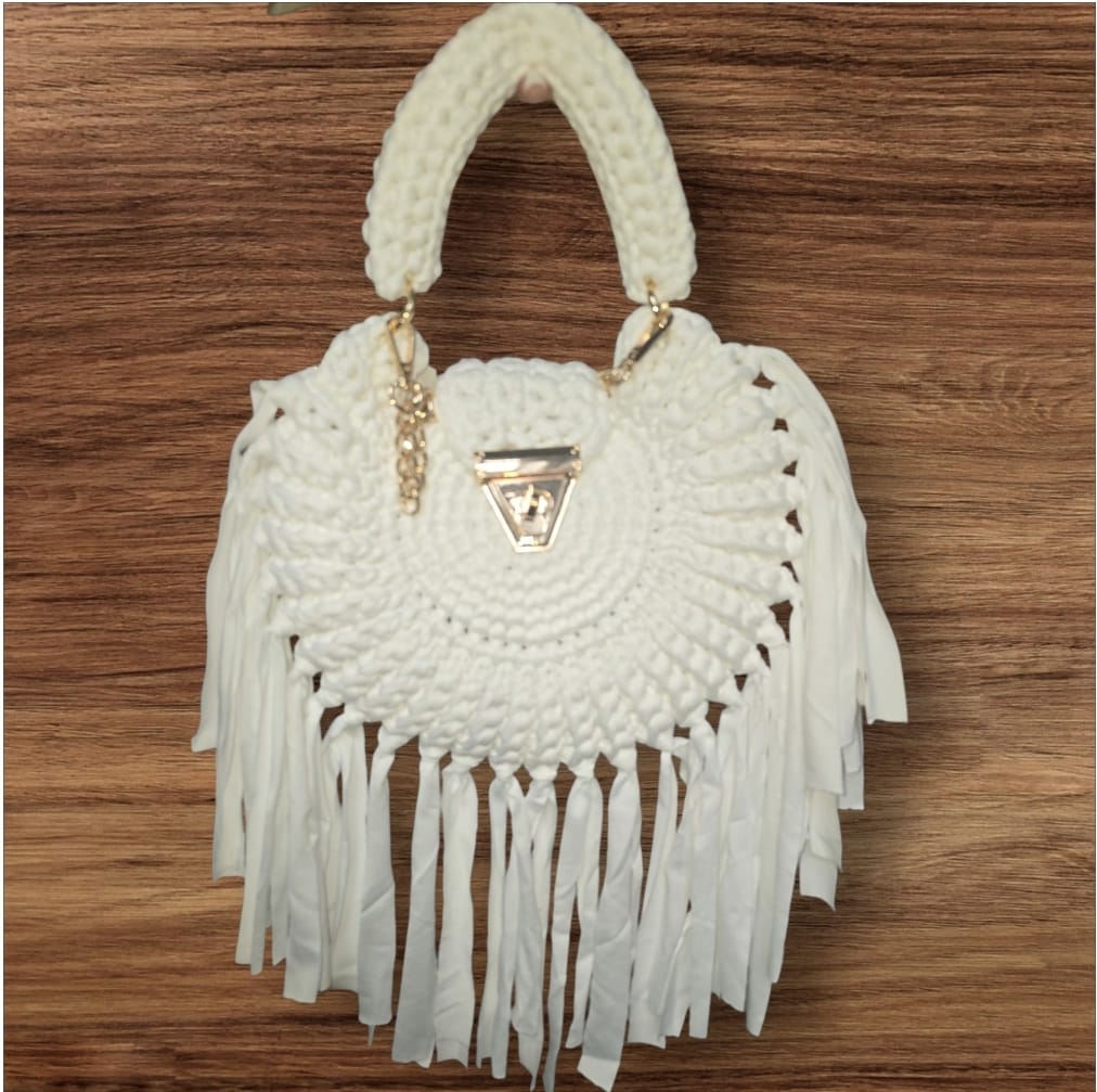 Women's Crochet Bag With Chain