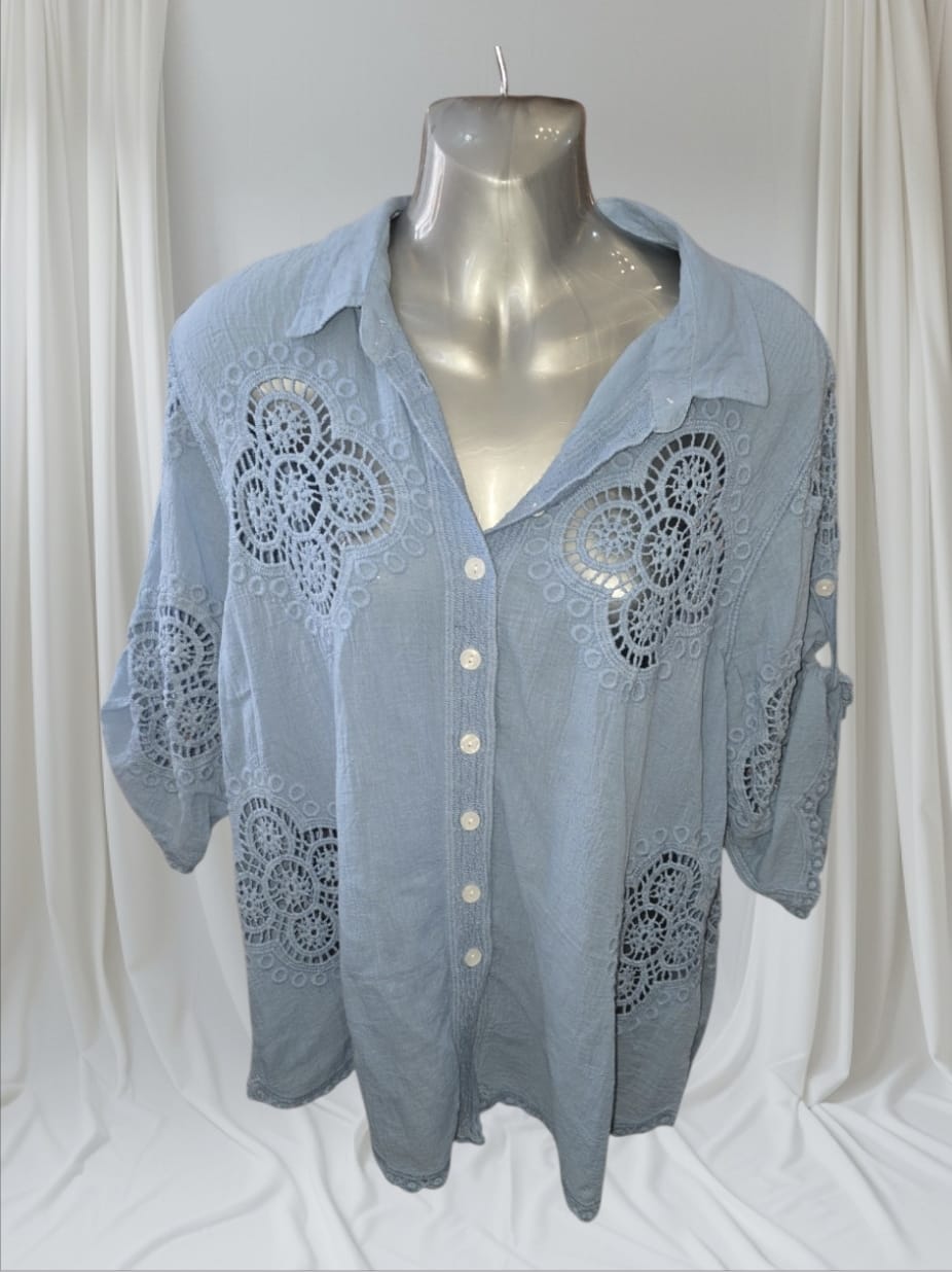 Women's Linen With Crochet Pattern