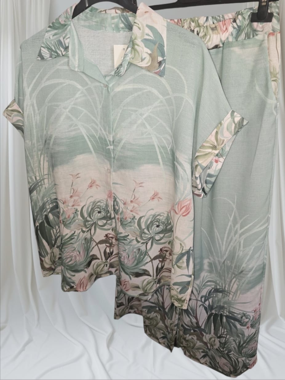 Women's Linen Flower Shirt And Trousers