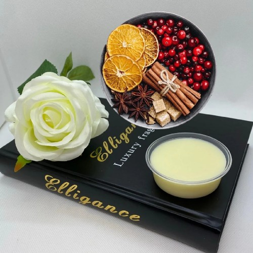 CRANBERRY AND ORANGE WAX MELT.