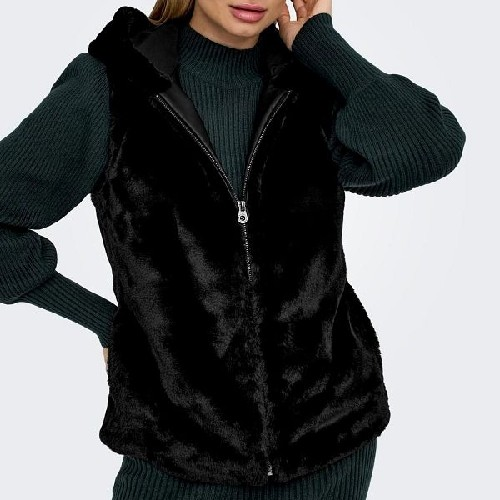 Womens Black Faux Fur Gillet
