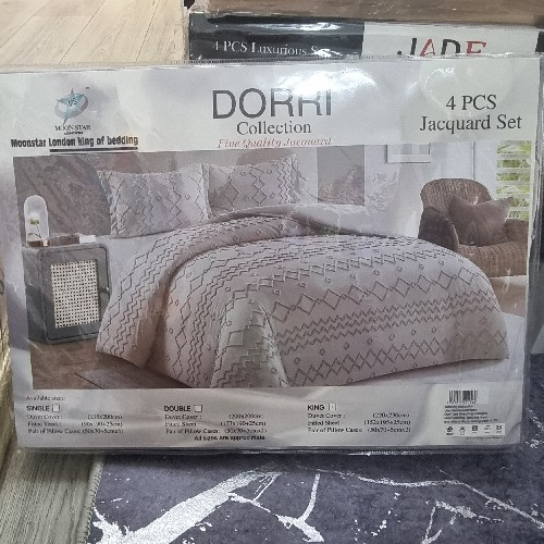 Dorri Collection Bedding Gray King Size
