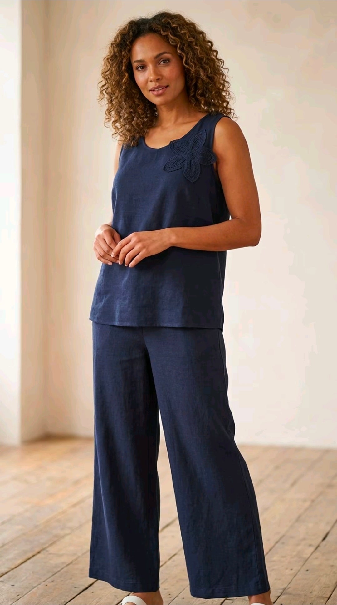 Women's Vest Top With Stitched Flower & Wide Bottom Trouser Lounge Wear Set-One Size