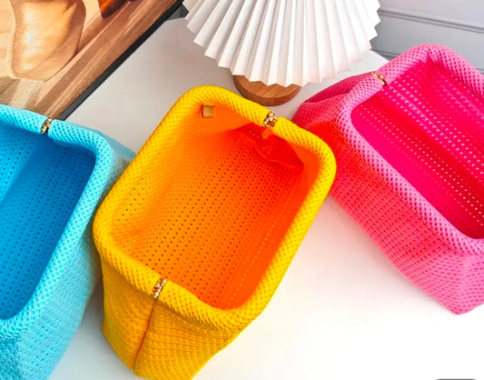 Women's Woven knit Clutch Bag