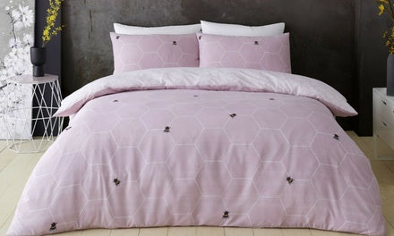 Bee Pink And White Double Size Bedding Set