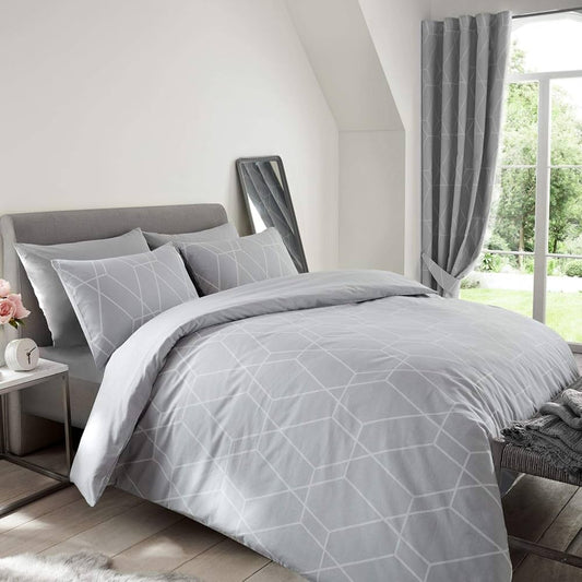 Metro Geometric Diamond Grey Reversable King Size Bedding.
