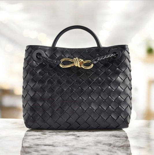 Women's Handmade Woven B Bag