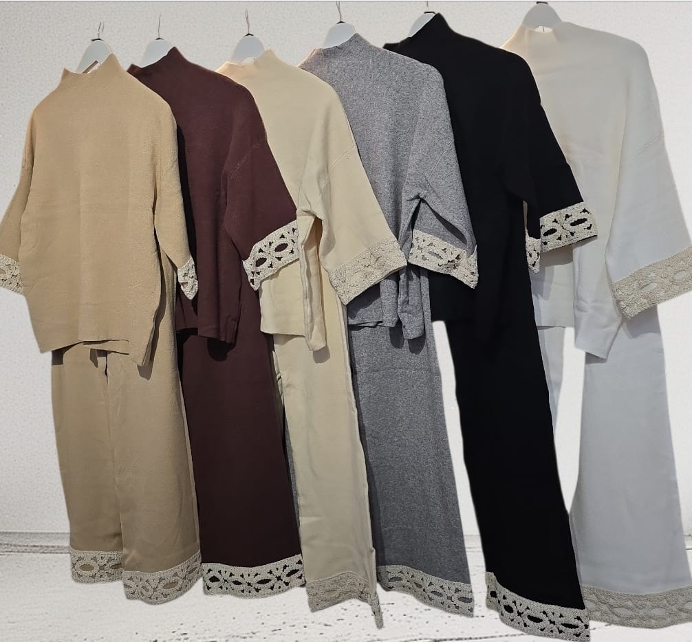 Women's Soft Lounge Wear With Crocket Cuff.