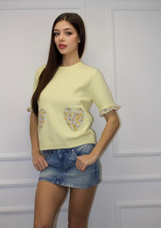 Women's Heart Style Jumper With Ruffle Sleeve.