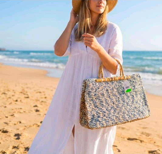 Women's Raffa Beach Bag With Bamboo Handle
