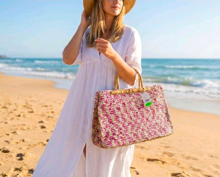 Women's Raffa Beach Bag With Bamboo Handle