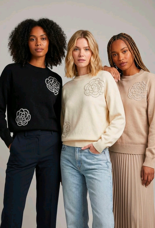 Women's Jumper With Rose White Beading