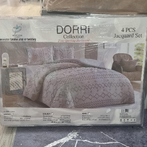 Dorri Collection Bedding Gray Double